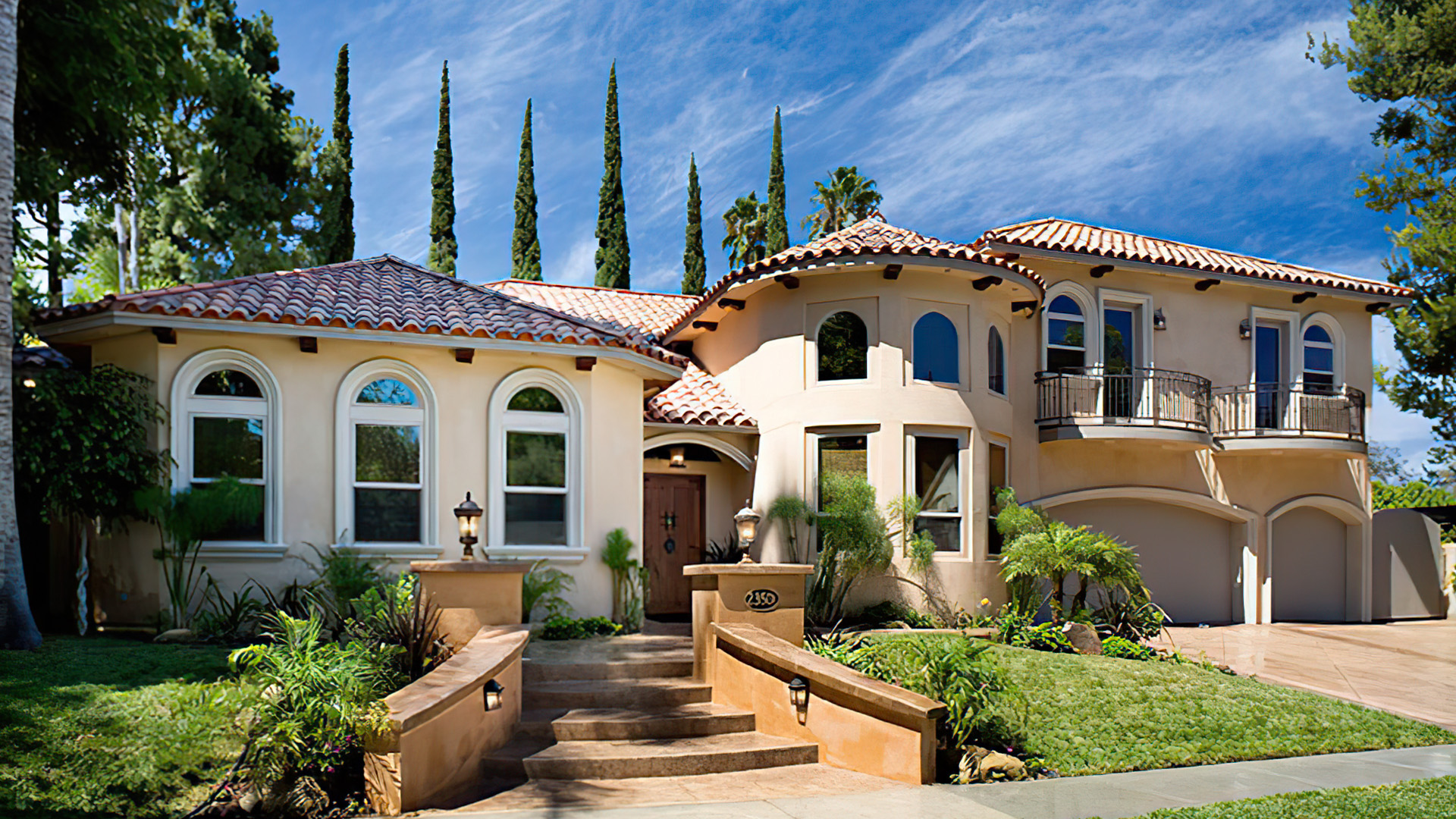 AIG -housebig01-width-1920px